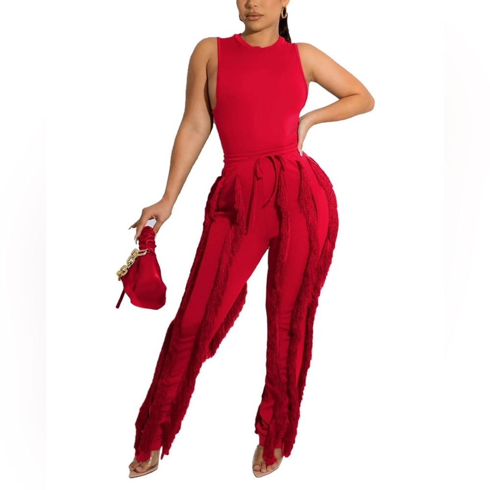 Red Two Piece Fringe Set NWT 🌹